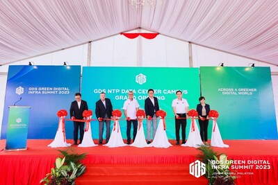 The ceremony was attended by YB Senator Tengku Datuk Seri Utama Zafrul Tengku Abdul Aziz, Minister of Investment, Trade and Industry (left 3); Mr. William Huang, Chairman and CEO of GDS (right 3); YB Lee Ting Han, Johor State Investment, Trade and Consumer Affairs Committee Chairman (right 2); Mr. Dan Newman, CFO of GDS (left 2); Ms. Jamie Khoo, COO of GDS (right 1); and Mr. Jimmy Yu, Senior Vice President of GDS (left 1). The ceremony was attended by YB Senator Tengku Datuk Seri Utama Zafrul Tengku Abdul Aziz, Minister of Investment, Trade and Industry (left 3); Mr. William Huang, Chairman and CEO of GDS (right 3); YB Lee Ting Han, Johor State Investment, Trade and Consumer Affairs Committee Chairman (right 2); Mr. Dan Newman, CFO of GDS (left 2); Ms. Jamie Khoo, COO of GDS (right 1); and Mr. Jimmy Yu, Senior Vice President of GDS (left 1).
