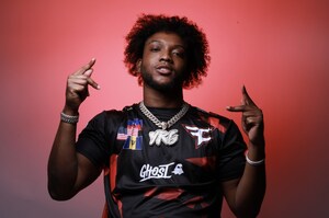 FAZE CLAN SIGNS STREAMER &amp; CONTENT CREATOR YourRAGE AS NEWEST OFFICIAL MEMBER