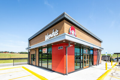 The first Wendy’s® restaurants featuring the Global Next Gen design standard are now open, accelerating global growth by enhancing customer, crew and franchisee experiences through design and technology innovations. The new Wendy’s restaurant operated by Meritage Hospitality Group is now open in Edmond, Okla.
