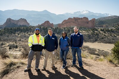 Ting Internet team on-site in Colorado Springs, where the fiber internet service provider has lit its largest market to-date. (CNW Group/Tucows Inc.)