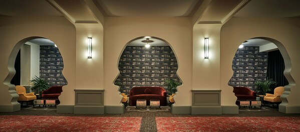 Unable to view the image, Please provide a valid URL.