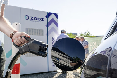 ZOOZTER(TM)-100 enables ultra-fast EV charging, anywhere.