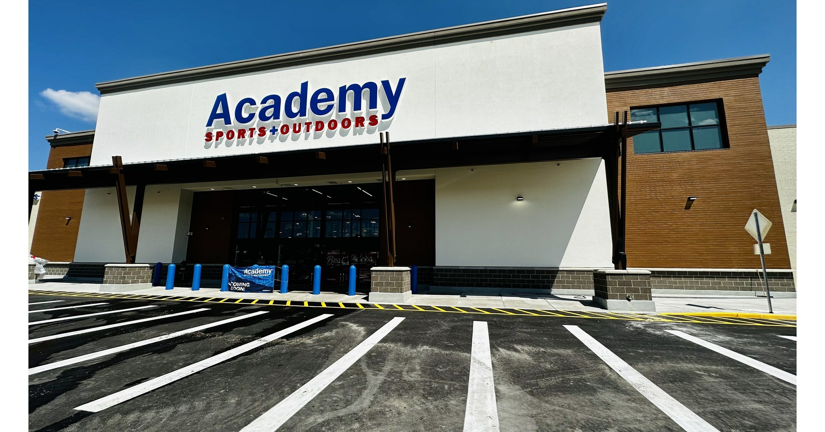 Academy Sports Partners With Major League Fishing