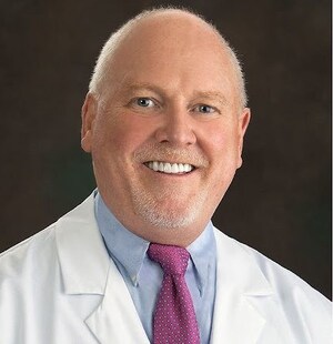 The Inner Circle Acknowledges, Stephen L. Moore as a Pinnacle Platinum Healthcare Professional for his contributions to the field of Osteopathic Medicine