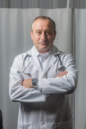 The Inner Circle Acknowledges, Dmitry Zhukovski as a Pinnacle Platinum Healthcare Provider for his contributions to the Preventative Healthcare Field