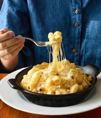 Tillamook® Debuts Premium Frozen Meals: Mac & Cheese and Crispy Stone-Fired Pizza