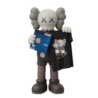 Special UNIQLO and KAWS Collaboration UT Collection Announced 