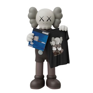 Special UNIQLO and KAWS Collaboration UT Collection Announced Alongside World Exclusive Launch of KAWS Art Book on September 7