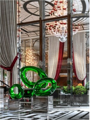 “Relationship” by Latchezar Boyadjiev is among the elegant artworks on display at Raffles Lobby. (PRNewsfoto/Galaxy Macau)