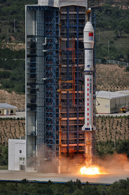 XCMG ha participado en el proceso completo de diseño y desarrollo del primer satélite minero CUMT Nanhu de China, y será uno de sus Future Users. (PRNewsfoto/XCMG Machinery)