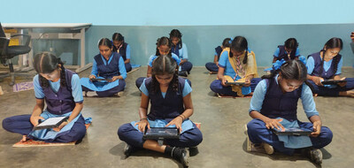 Empowering adolescents to navigate technology with confidence through self-learning sessions