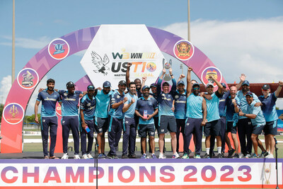 Texas Chargers players celebrating with the US Masters T10 League trophy