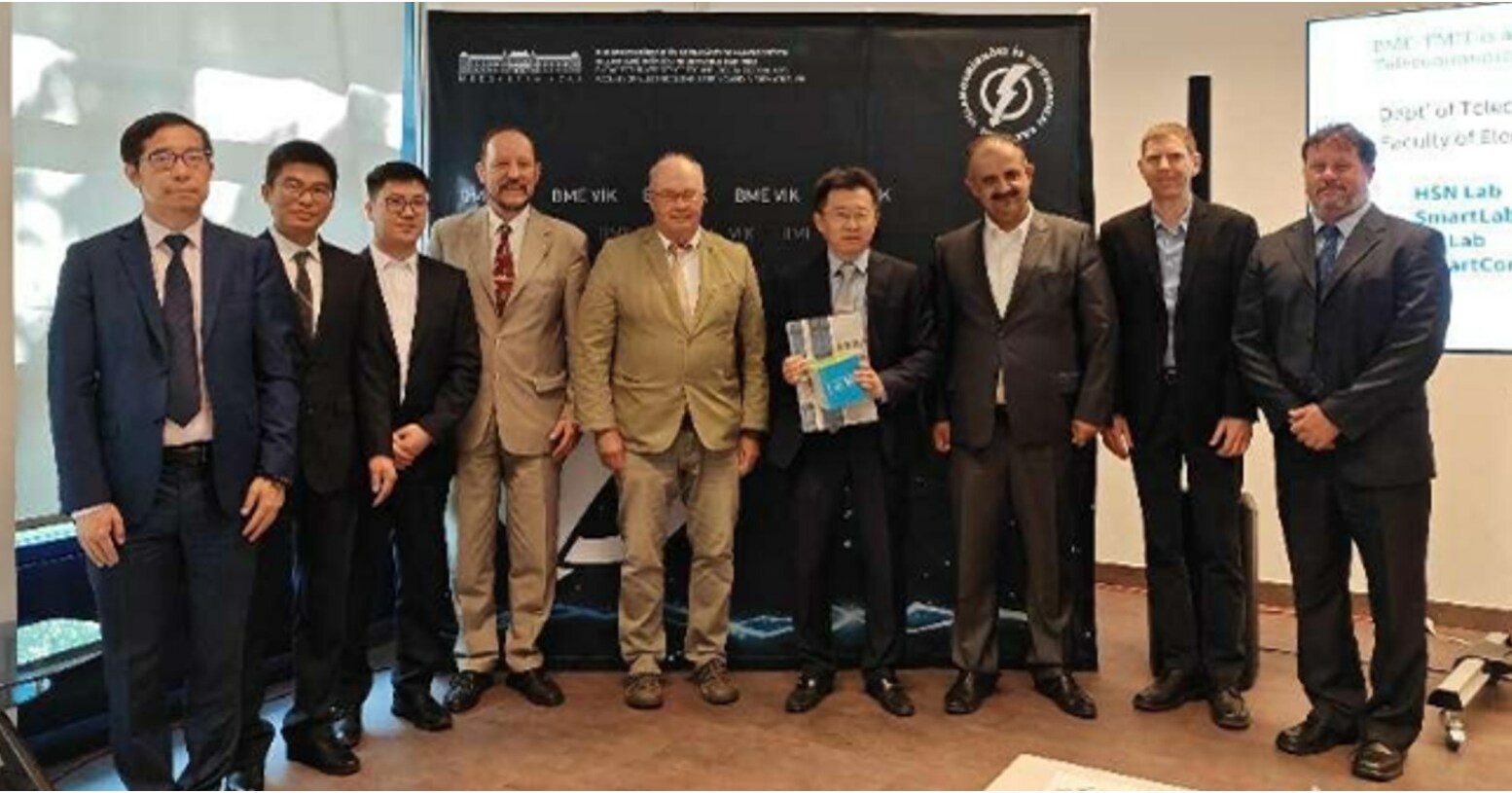 iFLYTEK Promotes Educational Exchanges During the WAC Budapest 23