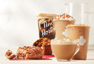 Préparez-vous pour l'automne avec la NOUVELLE gamme de boissons aux épices d'automne de Tim Hortons, et le NOUVEAU beigne de rêve pommes et dulce de leche!