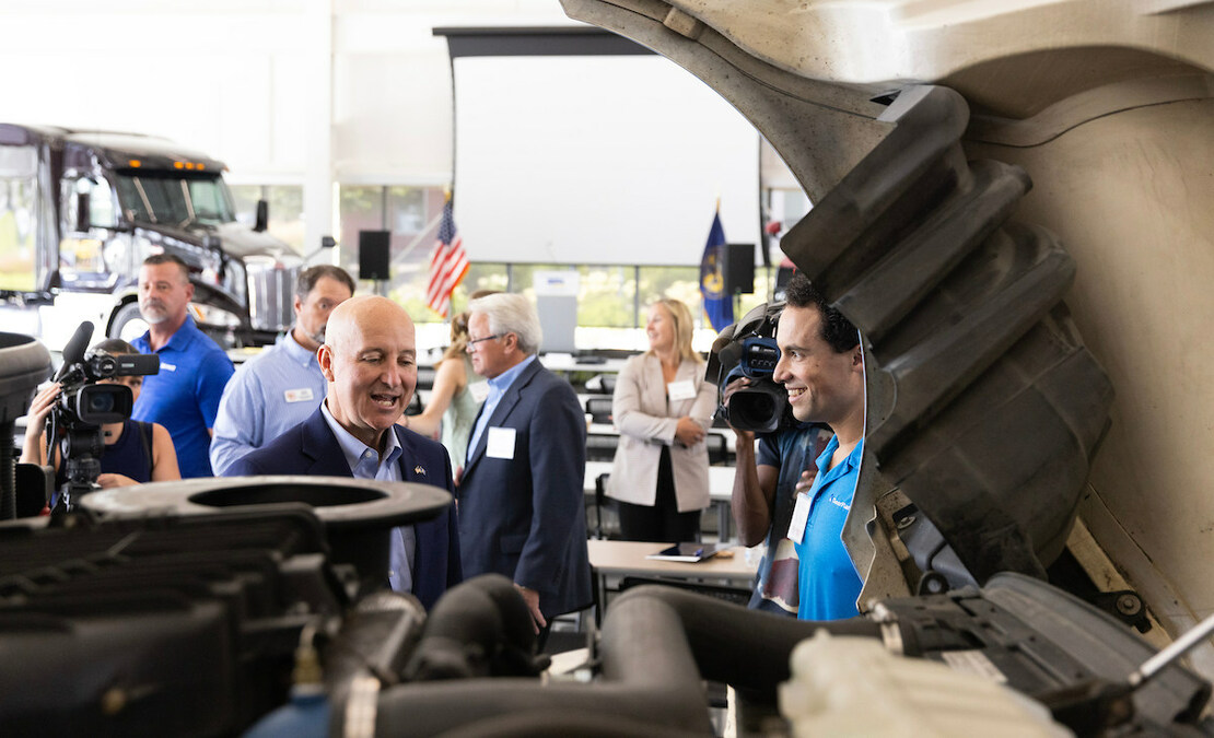 ClearFlame Engine Technologies Featured at Forum on Innovations in Sustainable Trucking - Vimarsana News