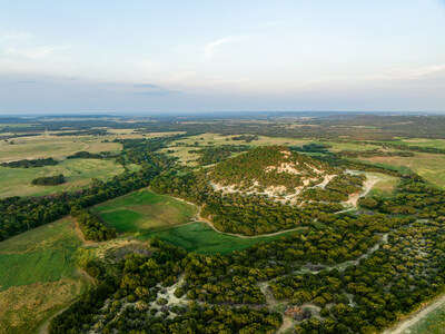 Round Mountain Ranch in the Texas Hill Country offers a private mountain, private trails, a vintage farmhouse and 360-degree views that are impossible to top. It is offered by the Burgher-Ray Ranch Group of Briggs Freeman Sotheby’s International Realty for $6,909,575.