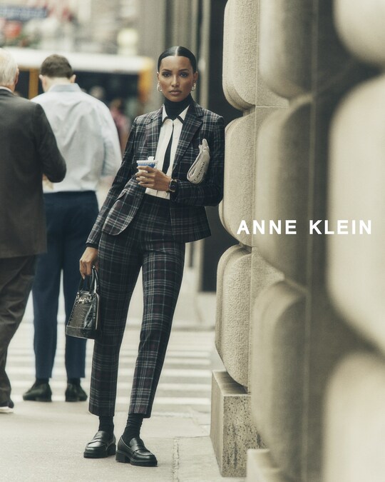 FASHION FLASHBACK: ANNE KLEIN AND THE EVOLUTION OF A BRAND 