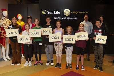 Hier, neuf jeunes de 11 et 12 ans fréquentant la Maison Kekpart à Longueuil se sont rendus au siège social international du Cirque du Soleil, à Montréal. (Groupe CNW/Financière Sun Life inc.)