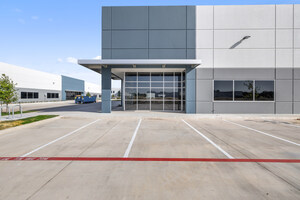 Cadence McShane Construction Successfully Completes Scottsdale Crossing E &amp; F, Two State-of-the-Art Industrial Buildings in Cedar Park