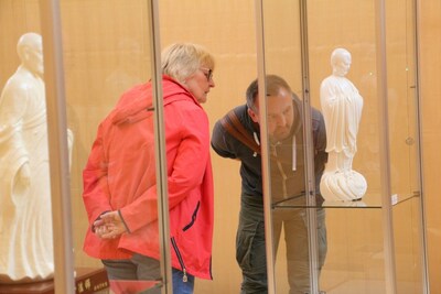 Photo shows German locals visited the Dehua White Porcelain international exhibition in Frankfurt