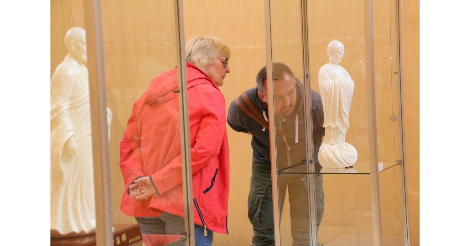 Xinhua Silk Road: a porcelana branca de Dehua possui forte apelo pela aten&ccedil;&atilde;o internacional