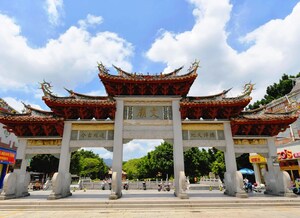 Xinhua Silk Road : L'ancienne ville chinoise Quanzhou, à l'est de la Chine, insuffle une nouvelle vitalité aux sites du patrimoine mondial et attire davantage de touristes