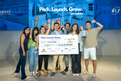 Vena Vital wins the MedTech Track for Pitch. Launch. Grow. 2023. From left to right: Michelle Khine, Eng Lim, Sophia Lin, Markus Allemann, Ray Liu, Justin Hight, Akhil Chaudhari, Abby Cabush, and Josh Kim.