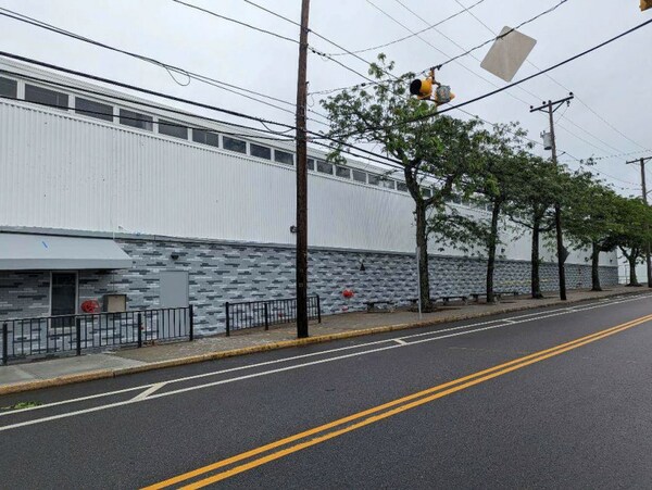 Unable to view the image, Please provide a valid URL.