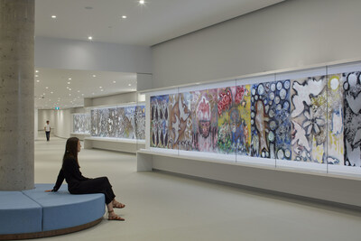 Jean Paul Riopelle, Tribute to Rosa Luxemburg, 1992. Acrylic and spray paint on canvas, 155 x 1 424 cm (1st part); 155 x 1 247 cm (2nd part); 155 x 1 368 cm (3rd part). Coll. MNBAQ, gift from the artist (1996.96). © Succession Jean Paul Riopelle (Droits d’auteur Arts visuels-CARCC, 2023) Photo: Bruce Damonte (CNW Group/Musée national des beaux-arts du Québec) Jean Paul Riopelle, Tribute to Rosa Luxemburg, 1992. Acrylic and spray paint on canvas, 155 x 1 424 cm (1st part); 155 x 1 247 cm (2nd part); 155 x 1 368 cm (3rd part). Coll. MNBAQ, gift from the artist (1996.96). © Succession Jean Paul Riopelle (Droits d’auteur Arts visuels-CARCC, 2023) Photo: Bruce Damonte (CNW Group/Musée national des beaux-arts du Québec)