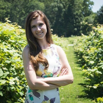 Danielle Wernert of Peterman Brothers named to ACHR News 40 Under 40 list
