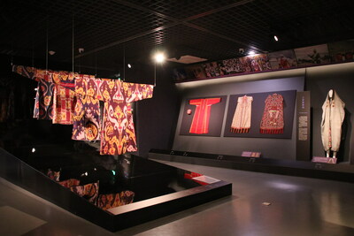 “Colorful Asia: Asian Costumes Exhibition” gallery (PRNewsfoto/China National Silk Museum)