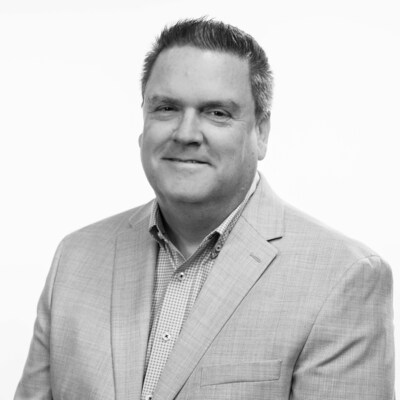 Pinnacle Advertising & Marketing Group Onboards Doug Jones as Chief Financial Officer and Chief Operating Officer. Jones will be working alongside his group of leaders to advance the agency’s goals, execute the strategic vision, and implement operational efficiencies to position Pinnacle on the best path forward.