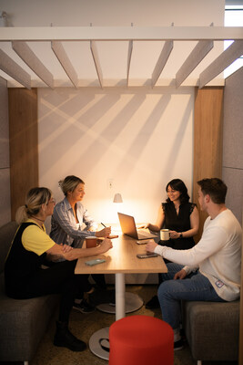 Unable to view the image, Please provide a valid URL.