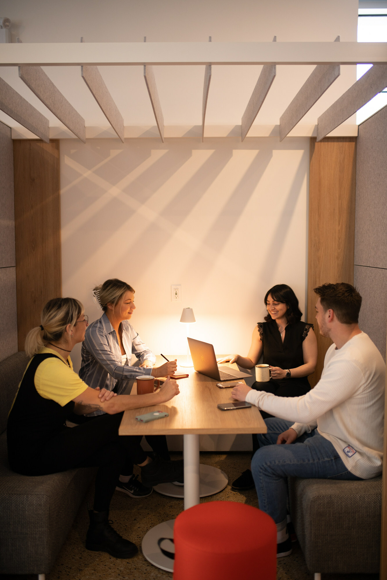 Unable to view the image, Please provide a valid URL.