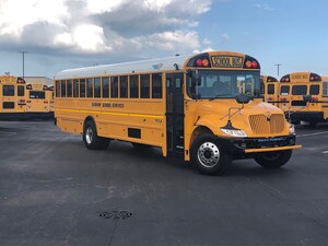 Les fournisseurs de services de transport scolaire National Express LLC et Highland Electric Fleets s'associent pour déployer plus de 50 autobus scolaires électriques dans les districts scolaires de Californie, du Rhode Island et du New Hampshire