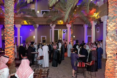 Los invitados llegan al histórico palacio de Al Murabba para la inauguración de la 45ª reunión ampliada del Comité del Patrimonio Mundial de la UNESCO en Riad. (PRNewsfoto/Saudi National Commission for Education, Culture and Science)