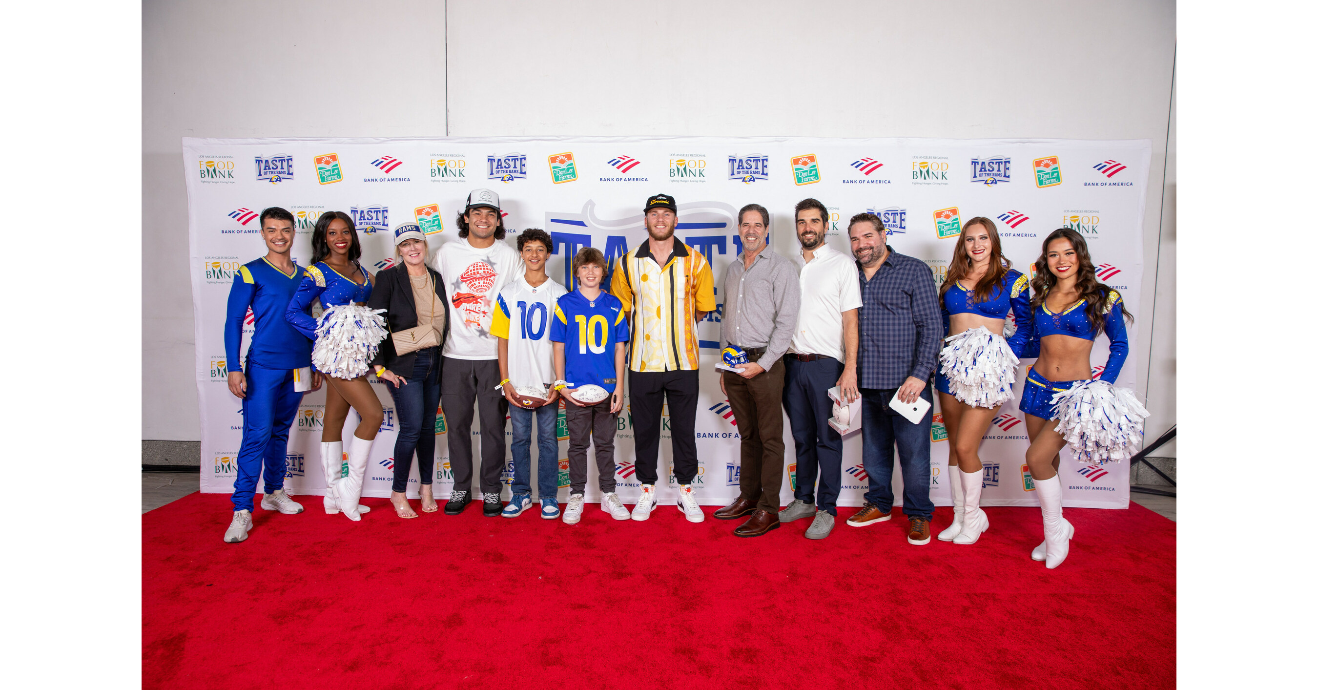 COMMUNITY PHOTOS: Taste of the Rams annual fundraiser in support of the Los  Angeles Food Bank