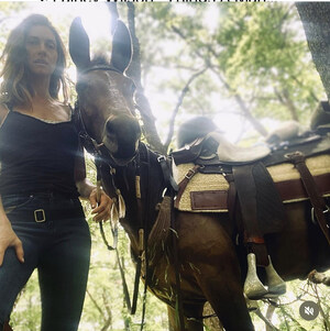 Actor Dawn Olivieri Joins Relief Riders International for A Relief Mission on Horseback in India