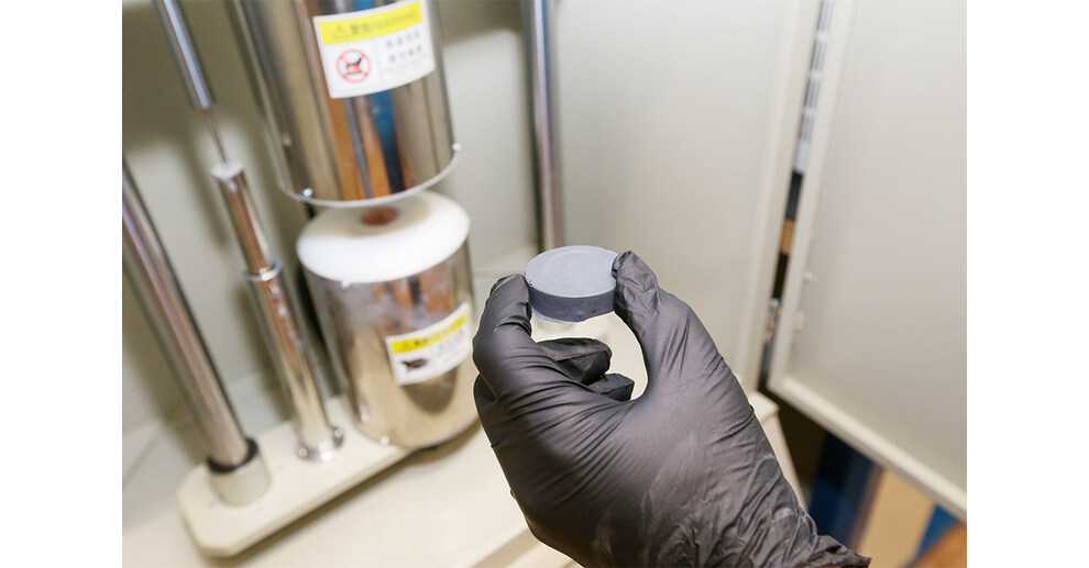 Celera Fibras e Unicamp desenvolvem solu&ccedil;&atilde;o para ind&uacute;stria de eletr&ocirc;nicos, ilumina&ccedil;&atilde;o e carros el&eacute;tricos