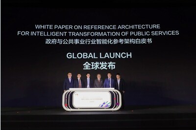 Informe oficial sobre la arquitectura para la transformación inteligente de los servicios públicos (PRNewsfoto/Huawei)