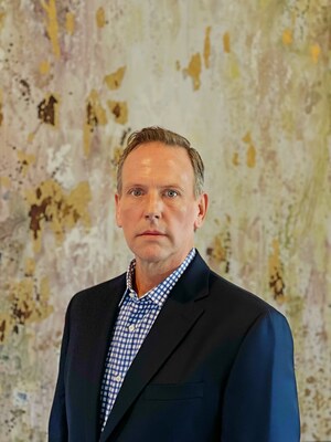 Adrian Watkins Joins Schelin Uldricks &amp; Co. as Senior Managing Director in Dallas, TX