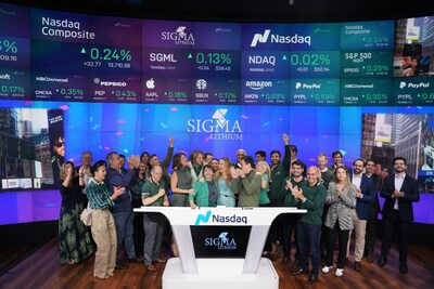 The Sigma Lithium team celebrates ringing the NASDAQ opening bell during NYC Climate Week