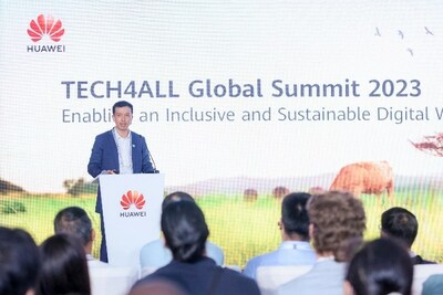 Peng Song, Vicepresidente Senior de Huawei y Presidente de Estrategia y Marketing de TIC en el discurso de apertura (PRNewsfoto/Huawei)