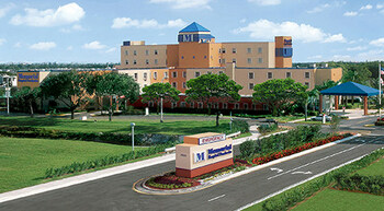 Memorial Hospital Pembroke offers a wide range of clinical expertise that includes specializations in bariatrics, endocrinology and diabetes, emergency care, stroke treatment, surgery, and wound care.