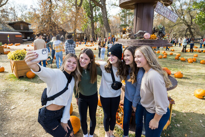 Papa’s Pumpkin Patch, celebrating its 40th year in 2023, is a must-do when visiting Bismarck, North Dakota. After starting by planting a few pumpkins for a friend, Papa’s has evolved into a seasonal celebration with nearly 70,000 in attendance. This year, tens of thousands of pumpkins and gourds will dot the grounds with 25 activities to delight visitors of all ages.