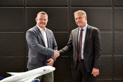 Richard Stephenson Global Airlines CCO (Left) and Antonios Efthymiou Hi Fly CEO (Right).
