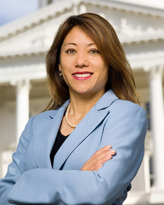 California State Treasurer Fiona Ma, CPA, has been named the recipient of the 2023 Freedom of the Seas Humanitarian Service Award by the National Museum of the Surface Navy.