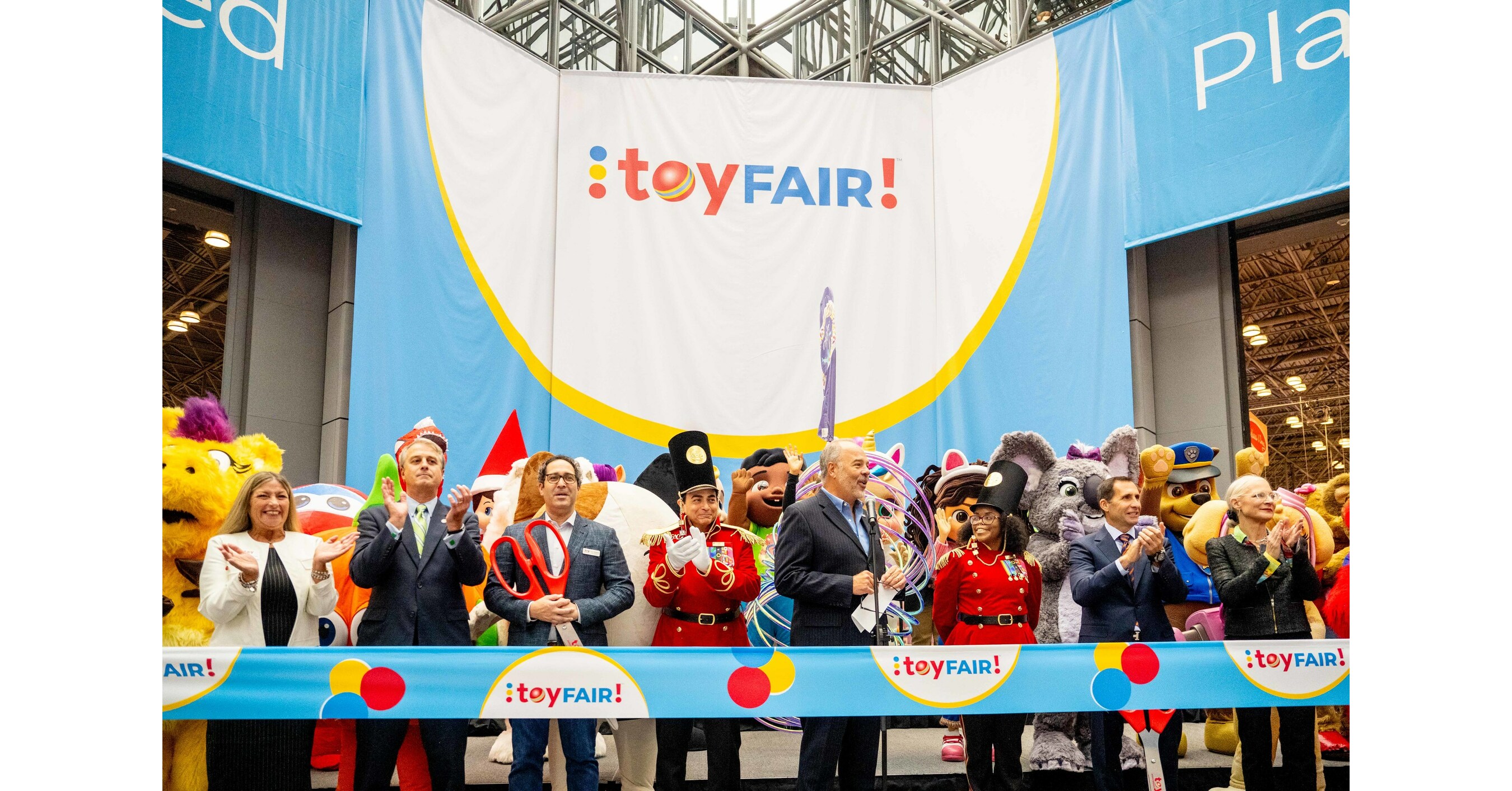 Toy Fair Transforms Nyc S Javits