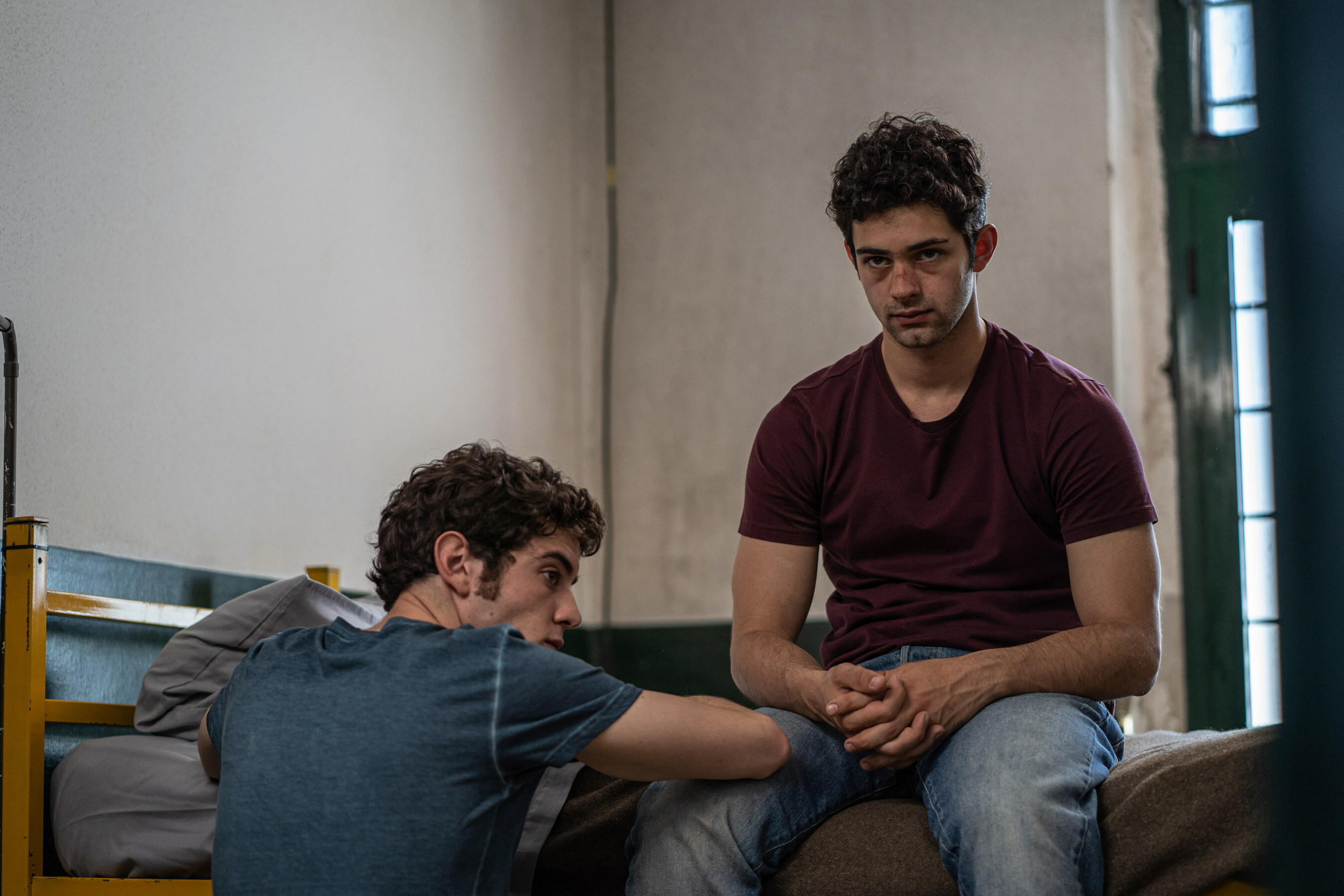 Unable to view the image, Please provide a valid URL.