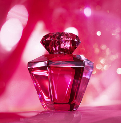 Radiant, rich and luxe are three words Bath & Body Works customers are using to describe its newest fragrance, Luminous, which officially launches in stores nationwide and online today.